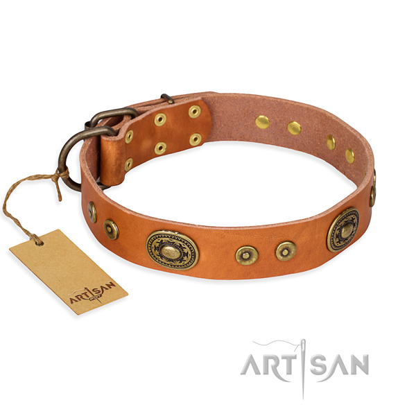 Natural genuine leather dog collar made of soft material with corrosion proof buckle